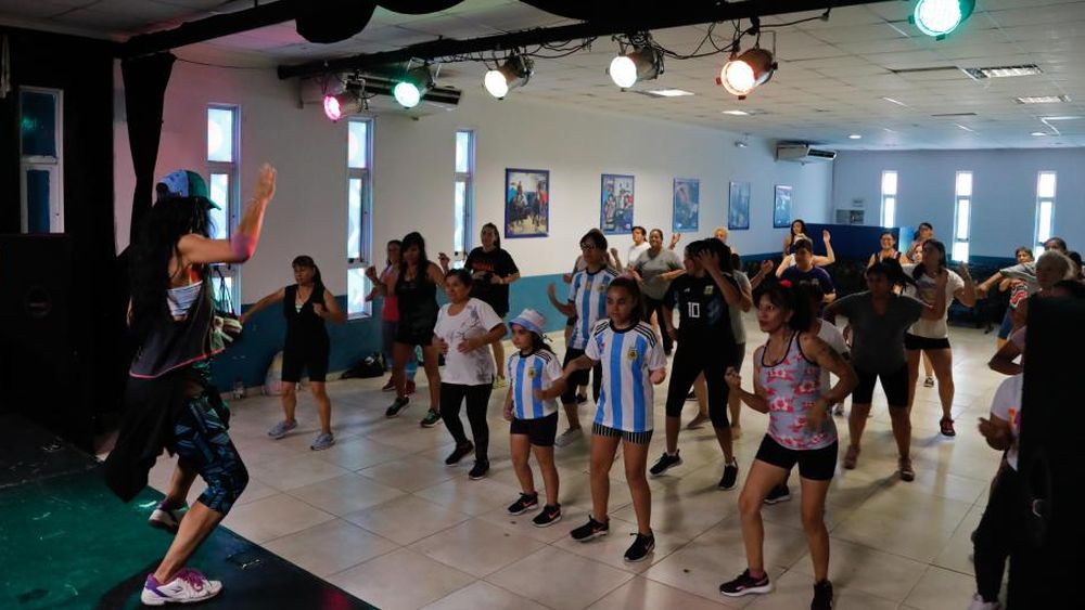 Zumba es una de las actividades con mayor convocatoria.