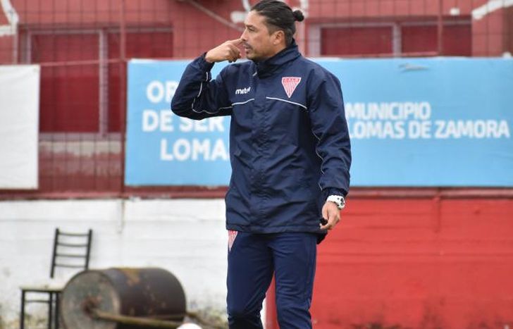 Salomón analiza opciones para potenciar su equipo.