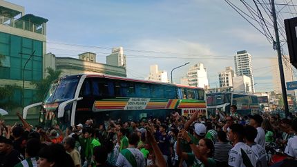 El centro de Banfield, Maipú y Alsina, se tiñó de verde y blanco. El centro de Banfield, Maipú y Alsina, se tiñó de verde y blanco.