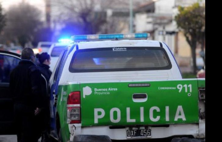 se trata de tres adolescentes que ingresaron armados a una vivienda para robar.