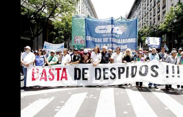 Los rubros con más reducciones fueron el automotriz y autopartes.