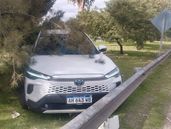 El auto en el que escaparon tras la entradera.