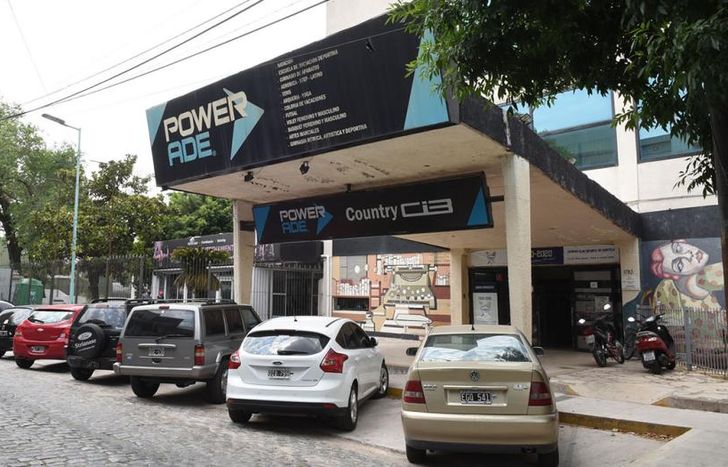 Denuncian que los hechos ocurrieron en frente de diferentes colegios de la zona.