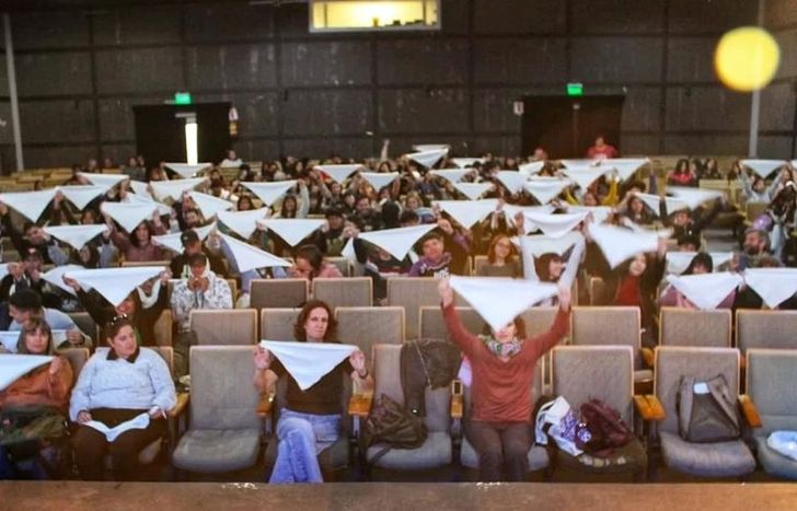 Recordaron el 48° aniversario de la primera ronda de las Madres de Plaza de Mayo.