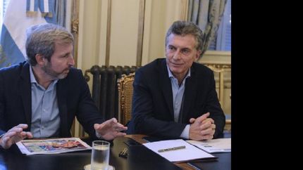 Buenos Aires, El presidente, Mauricio Macri,mantuvo una reunión con el ministro del Interior, Rogelio Frigerio, de seguimiento de la gestión desarrollada hasta el momento en esa área.Foto: Presidencia/Télam/aa 14/04/2016