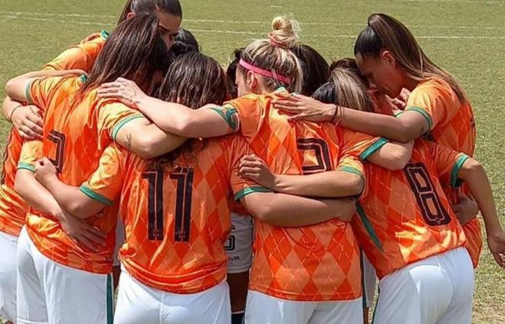 Las chicas, unidas detrás de un gran sueño.