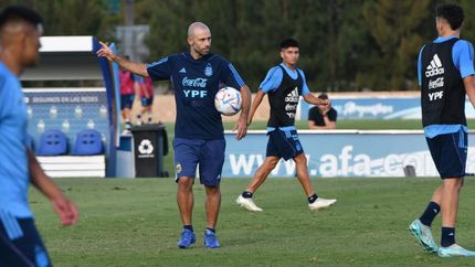 Mascherano eligió a tres jugadores de Lanús. Mascherano eligió a tres jugadores de Lanús.