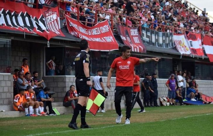 Rolón y la jugada que los condicionó.