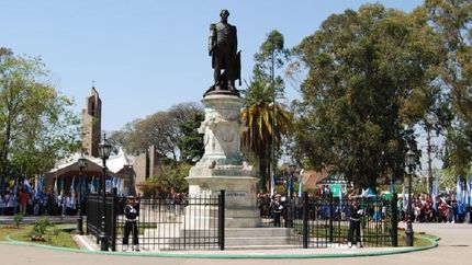 La Plaza Brown, un símbolo del distrito, en Adrogué.