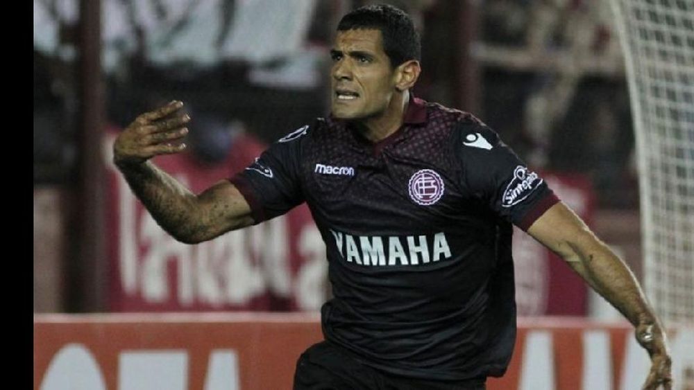 El goleador firmaría un contrato por un año y medio.