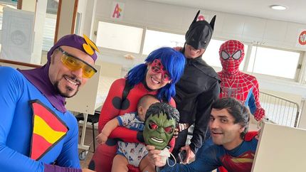 Los superhéroes visitaron el Hospital de Niños de San Justo.