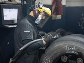 La empresa reduce la cantidad de neumáticos desechados y el consumo de materias primas.