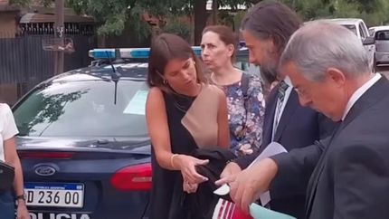 Inspección ocular en la casa donde inició el tormento de los chicos abusados.