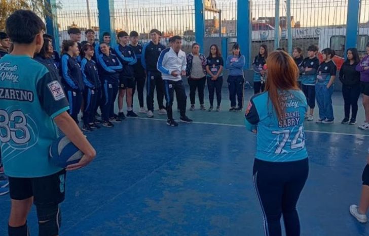 Preparan una capacitación sobre vóley.