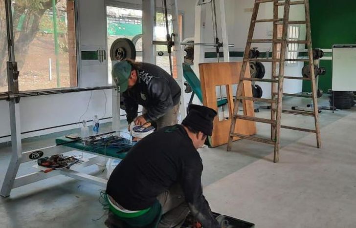 Los trabajos en el gimnasio durarán tres semanas.