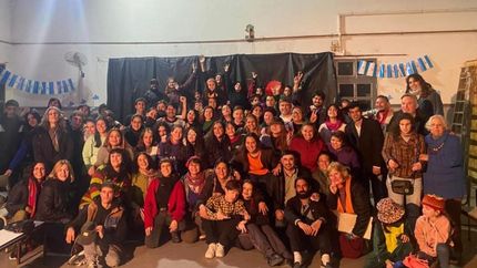 La fiesta será en el Teatro Cosmopolita.