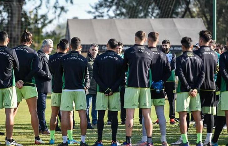 La CD informó novedades respecto del plantel profesional.