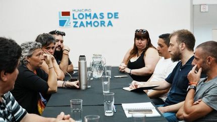 Otermín se reunió con los delegados de la Feria Artesanal de Lomas.
