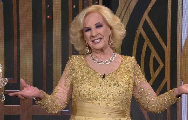 La Chiqui seguirá internada.