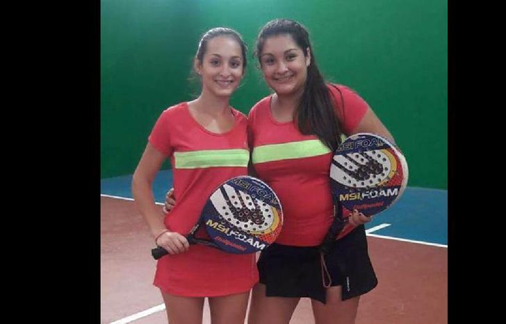 Micaela y Agustina, en el lugar donde se sienten más comodas.