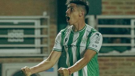 Bruno Sepúlveda fue clave en la victoria de Banfield en el Clásico del Sur.