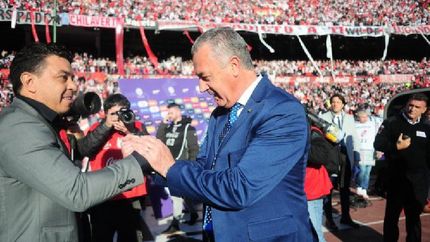 con la mira en la copa libertadores, river y boca guardan soldados