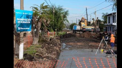 Avanzan las obras para llegar al 100% de calles asfaltadas en Santa Marta