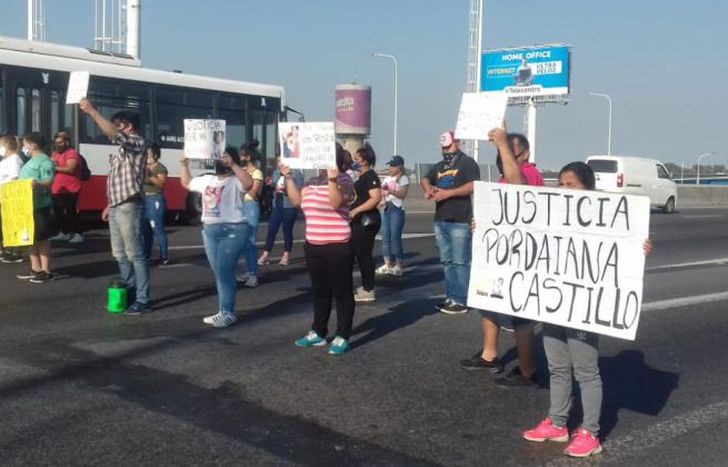 Hace algunas semanas cortaron parcialmente puente La Noria.