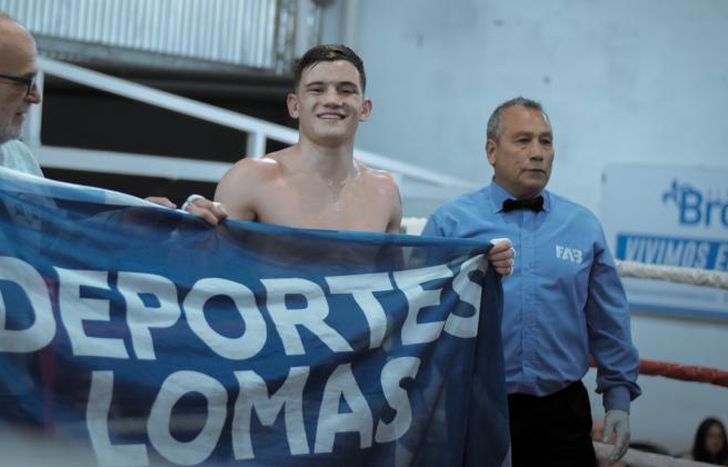 Otra victoria por KO para Gauchez que lleva un invicto de cinco presentaciones.