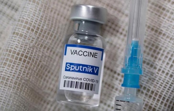 La Sputnik V tiene una eficacia alta contra la cepa Manaos.