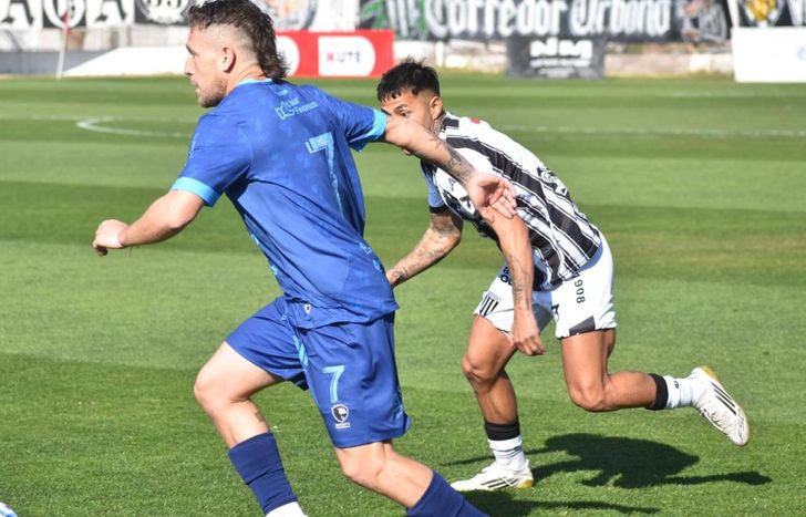 Fernando Brandán convirtió el gol del triunfo gasolero en Mendoza.