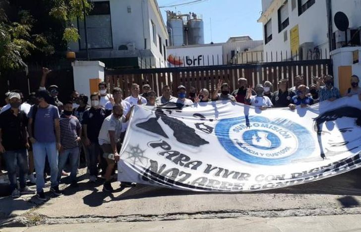 El sindicato encabezó una protesta en la planta de Llavallol.