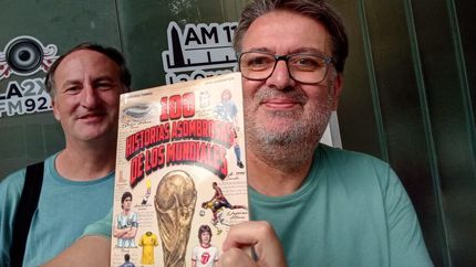 se formaron en la unlz y escribieron un libro con historias asombrosas de los mundiales