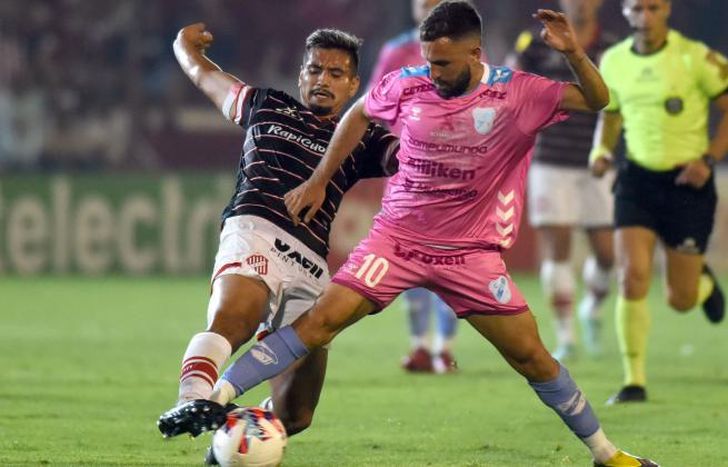 Allione, lo más claro de Temperley en Tucumán.