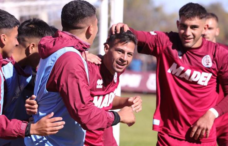 Vera anotó el gol del triunfo.