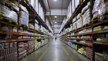 Reclaman quitarle el IVA a los productos de la canasta básica.