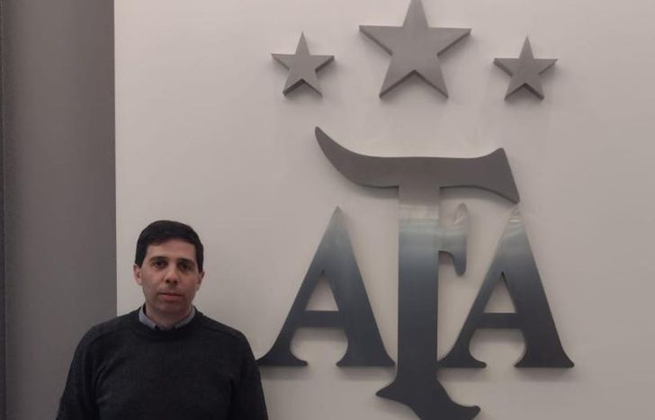 Federico fue reconocido por la AFA por su aporte literario.