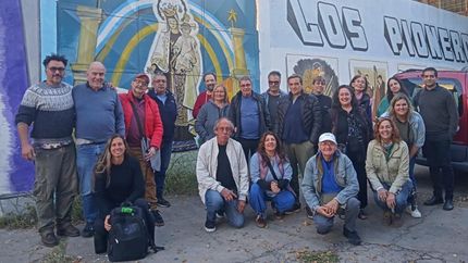 El recorrido histórico y cultural por Villa Hipódromo fue un éxito.