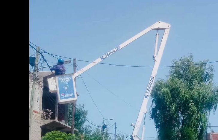 se llegó al 100% de luces LED en los barrios 2 de Abril, Juan Manuel de Rosas, Antártida Argentina, Juan Manuel de Rosas 2, Santa Catalina 2 y Barrio Obrero.