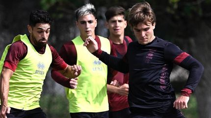 Lanús tendrá cambios en Santiago. Lanús tendrá cambios en Santiago.