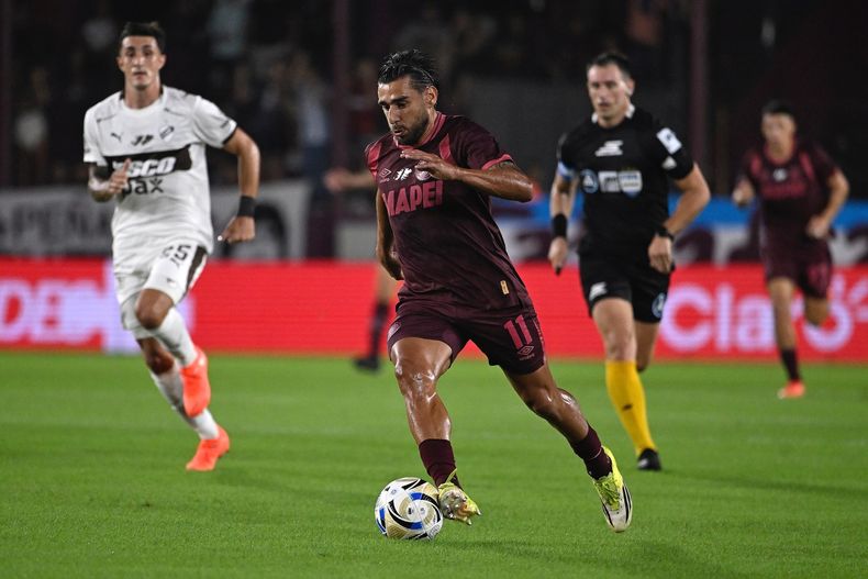 Eduardo Salvio, experiencia al servicio de Lanús.