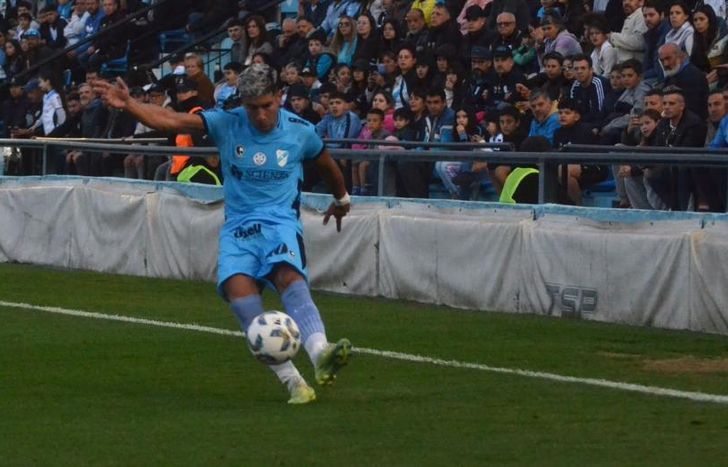 Luciano Nieto quiere pelear hasta el final en Temperley.