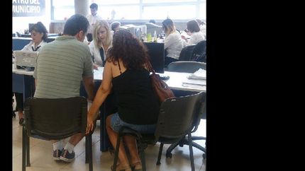 el pago se realiza en el edificio de azara 237.