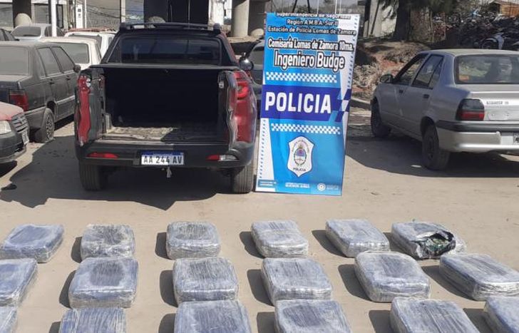 Llevaban consigo 203 kilos de hojas de coca.