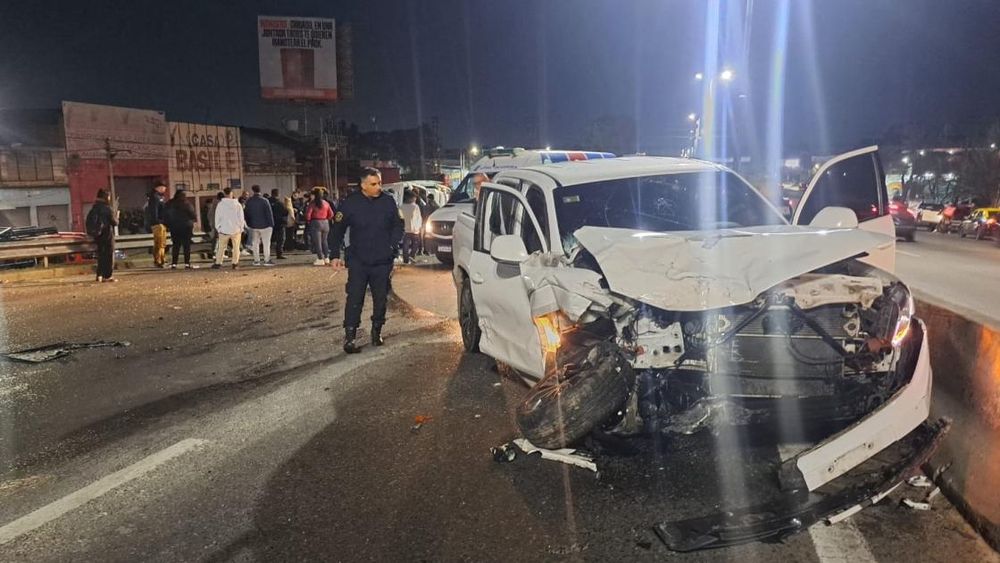 Así quedó uno de los vehículos tras el choque.