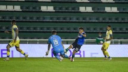 El Taladro volvió a errar chances de gol que pagó con la derrota.
