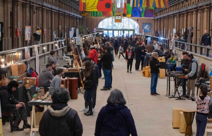 Expo Luthiers en Lanús: la UNLa reunió a más de 80 fabricantes y artesanos de todo el país.