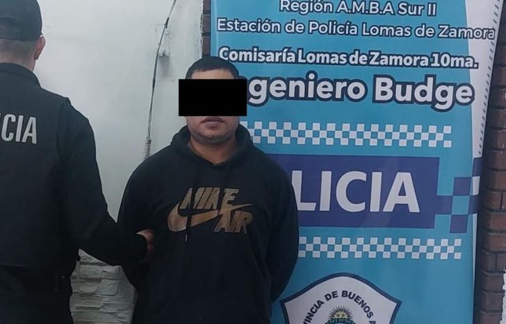 El detenido fue llevado a la Comisaría de Budge.