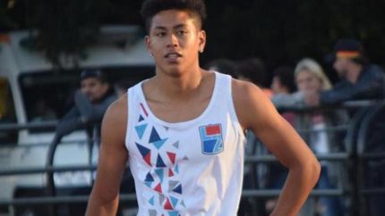 Joel suma dos medallas de plata en salto en largo.