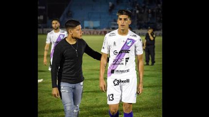 Cuando entré a la cancha no podía reaccionar, miraba a mi alrededor y no lo podía creer. Cuando entré a la cancha no podía reaccionar, miraba a mi alrededor y no lo podía creer.